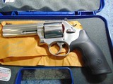 Smith & Wesson 686-6, 4 - 1 of 6