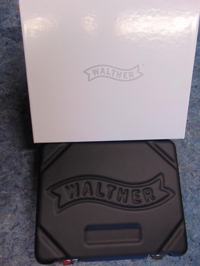 Walther PPK/S — .32 ACP — Factory New — Black - Image 3 of 4