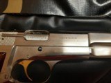 Browning Hi Power 9MM Nickel/Silver Chrome - 2 of 5