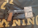 browning hi power 9mm c series w/pouch