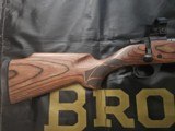 Weatherby Vanguard Laminate 22-250 - 2 of 13