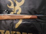 Weatherby Mark V 22 250 Varmintmaster - 4 of 13