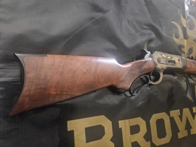 Winchester 1886 45-70 RMEF Gold Engraving