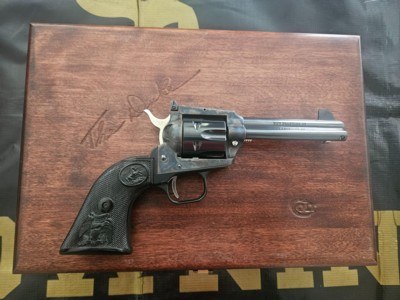 Colt John Wayne The Duke 22LR Commerative NIC - Image 2 of 9