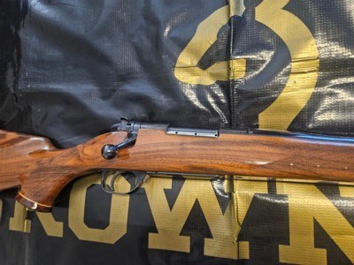 Weatherby Mark V Varmintmaster 224 - Image 2 of 11