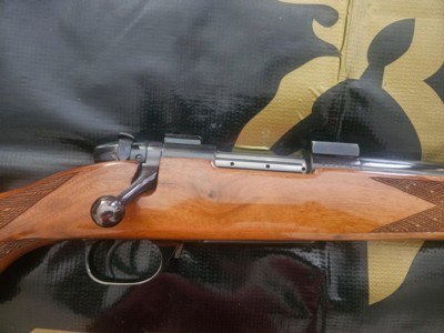Weatherby Mark V Varmintmaster 224 26