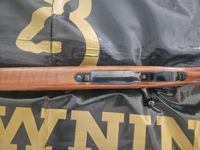 Weatherby Mark V Varmintmaster 22-250 - Image 8 of 10
