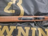 Weatherby Mark V Varmintmaster 22-250 - Image 8 of 10