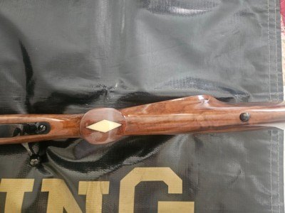 Weatherby Mark V Varmintmaster 22-250 - Image 7 of 10