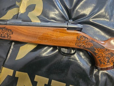 Weatherby Mark V Lazermark 340 Wby Mag - Image 10 of 12