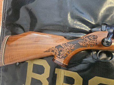 Weatherby Mark V Lazermark 340 Wby Mag - Image 2 of 12