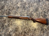 LEFT HANDED Winchester Model 70 CLASSIC STAINLESS 7mm magnum - 2 of 17
