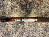 LEFT HANDED Winchester Model 70 CLASSIC STAINLESS 7mm magnum - 12 of 17