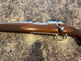 LEFT HANDED Winchester Model 70 CLASSIC STAINLESS 7mm magnum - 1 of 17