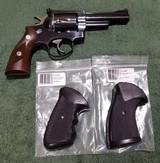Ruger Security Six
Blued
Model RDA-34
.357 Magnum revolver. 4 inch barrel Mfg 1979. - 9 of 15