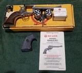 Ruger New model Super Single Six. (Mfg. 1985.) Model # KNR-6 Combo Convertible 22LR/22WMR. 6.5