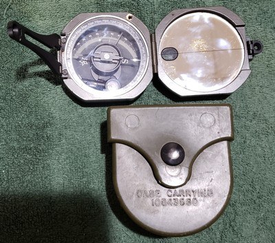 Vietnam era US GI Military M2 lensatic Artillery Compass with case. - Image 2 of 11