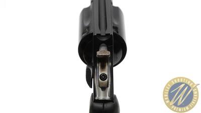 Taurus 605 Blued 3