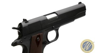 Colt 1911 Classic Government Model .38 Super 5