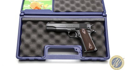 Colt 1911 Classic Government Model .38 Super 5