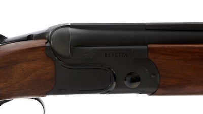 Beretta DT11 Black Carbon Fiber 12ga 32