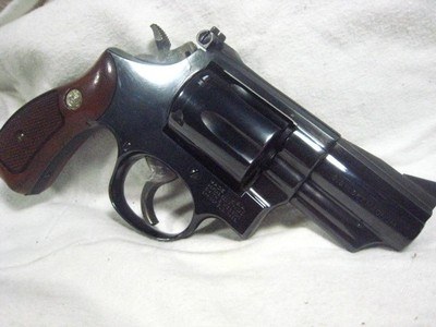 S&W Smith & Wesson 19 -5 SNUBBY!! 2