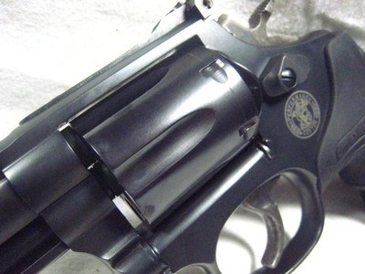S&W PERFORMANCE CENTER 19 -7 COMP Ported .357 Magnum PC RARE!! - Image 6 of 15