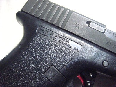 Glock 17 Gen2 METROPOLITIAN POLICE MPDC Gen 2 Great Condition Night Sights Over Watch Flat Trigger - Image 9 of 15