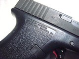 Glock 17 Gen2 METROPOLITIAN POLICE MPDC Gen 2 Great Condition Night Sights Over Watch Flat Trigger - Image 9 of 15