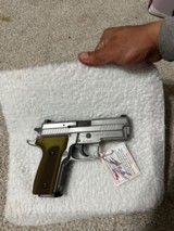 Sig Sauer P229 Elite Stainless - 9 of 11