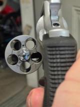 Taurus 357/38 revolver - 4 of 6