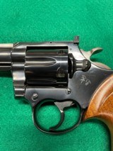 Near-Mint Colt Trooper MKIII 357 Magnum Revolver - 3 of 14