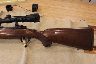 Ruger M77 Walnut stock 22-250 with Simmons Whitetail Classic 6.5-20 power - Image 4 of 7