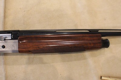Benelli Legacy 28ga with hard case and several choke EXT and Flush - Image 4 of 14