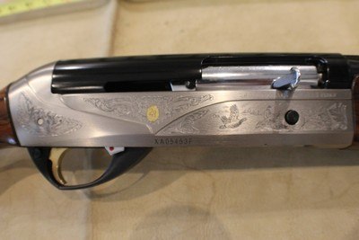 Benelli Legacy 28ga with hard case and several choke EXT and Flush - Image 14 of 14