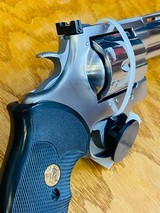 COLT ANACONDA .44MAG 6