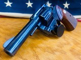 1976 COLT LAWMAN MK III 357 MAGNUM BLUE REVOLVER - 4 of 11