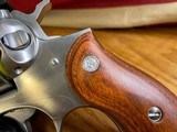 RUGER REDHAWK .44MAG REVOLVER - 10 of 10