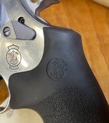 SMITH&WESSON STNLS 500SW REVOLVER - 6 of 11