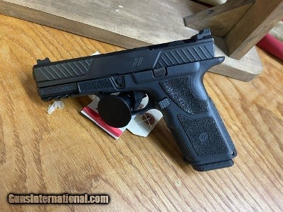 ZEV TECH OZ9C COMBAT 9MM