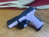 WALTHER P22 PISTOL - 1 of 4