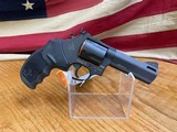 TAURUS M44 TRACKER 44M REVOLVER - 1 of 9