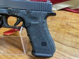 GLOCK 22 40S&W PISTOL - 4 of 12