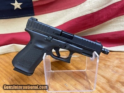 GLOCK G44 .22LR PISTOL