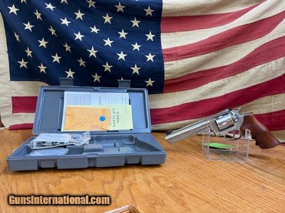 RUGER GP100 .357 REVOLVER