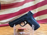 SMITH&WESSON EZ SHIELD .380 PISTOL