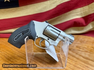SMITH & WESSON 632-UC 32 H&R REVOLVER