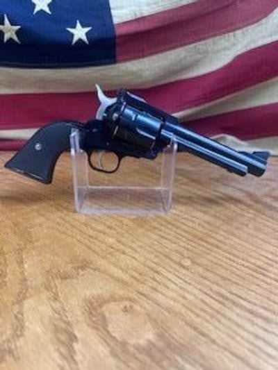 RUGER BLACKHAWK CONVERTABLE W/EXTRA CYLINDER
