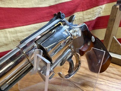 SMITH & WESSON 586 357MAG REVOLVER - Image 9 of 12