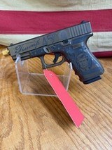 GLOCK 19 9 MM - 2 of 9